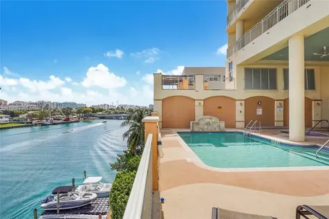 9751 E Bay Harbor Drive Bay Harbor Islands FL 33154