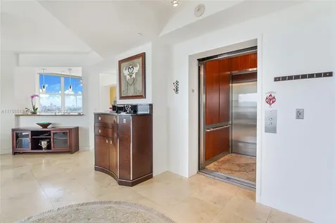 9751 E Bay Harbor Drive Bay Harbor Islands FL 33154