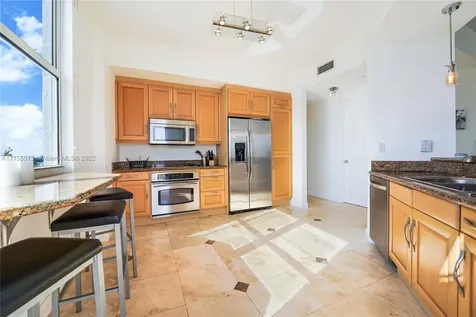 9751 E Bay Harbor Drive Bay Harbor Islands FL 33154