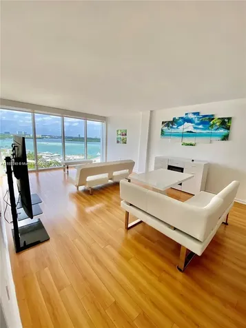 10275 Collins Avenue Bal Harbour FL 33154