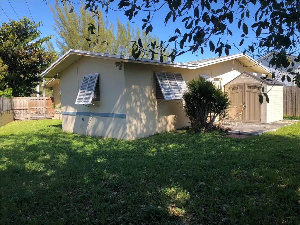 8920 SW 148th Street Palmetto Bay FL 33176