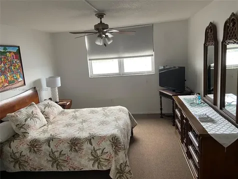 1075 NE Miami Gardens Drive Miami FL 33179