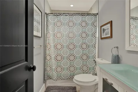 2000 SW 17th Terrace Miami FL 33145