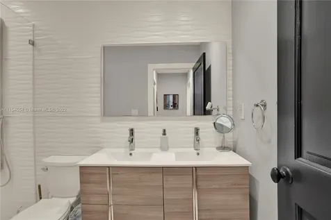 2000 SW 17th Terrace Miami FL 33145