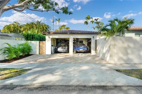 2000 SW 17th Terrace Miami FL 33145