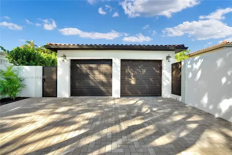 2000 SW 17th Terrace Miami FL 33145