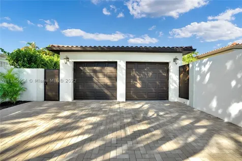 2000 SW 17th Terrace Miami FL 33145
