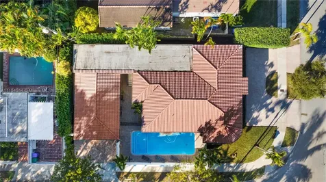2000 SW 17th Terrace Miami FL 33145