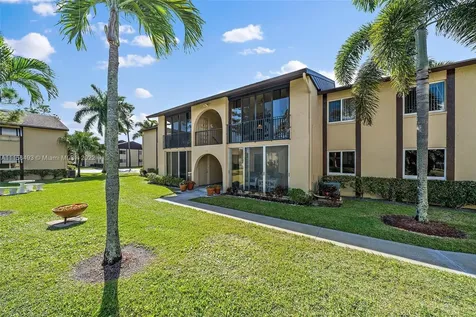 331 Pine Ridge Circle Green Acres FL 33463