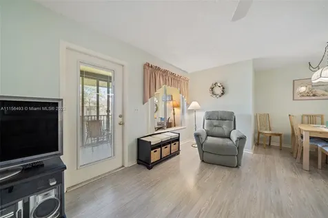 331 Pine Ridge Circle Green Acres FL 33463