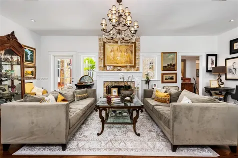 1119 Coral Way Coral Gables FL 33134