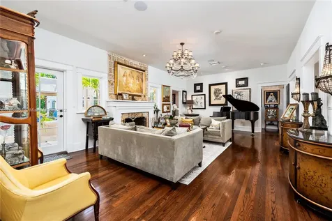 1119 Coral Way Coral Gables FL 33134