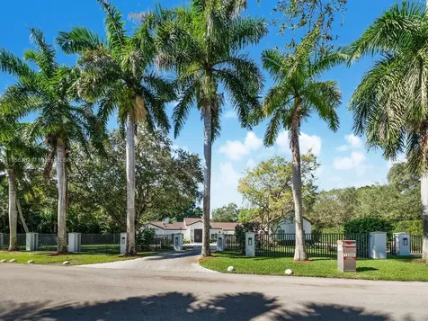 12350 Vista Lane Pinecrest FL 33156