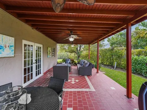 16330 SW 88th Place Palmetto Bay FL 33157