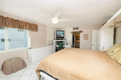 201 Van Buren Street Hollywood FL 33019