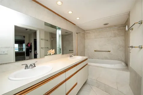 201 Van Buren Street Hollywood FL 33019