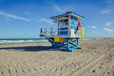 201 Van Buren Street Hollywood FL 33019