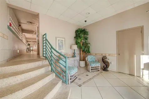 201 Van Buren Street Hollywood FL 33019