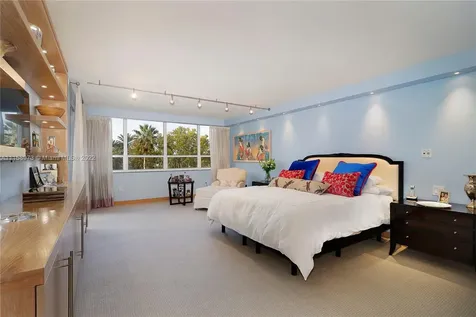 2 Grove Isle Drive Miami FL 33133