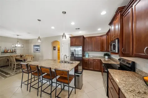 11520 SW Lake Park Drive Port St. Lucie FL 34987