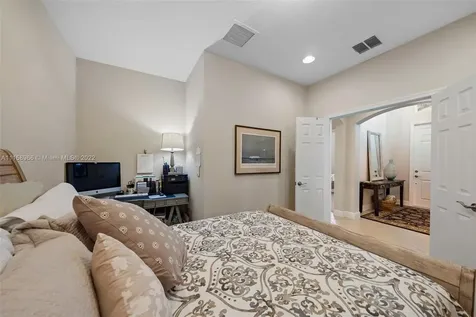 11520 SW Lake Park Drive Port St. Lucie FL 34987