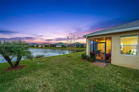 11520 SW Lake Park Drive Port St. Lucie FL 34987