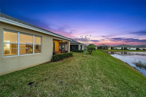 11520 SW Lake Park Drive Port St. Lucie FL 34987