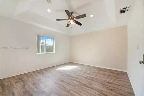 8934 SW 223rd Terrace Cutler Bay FL 33190
