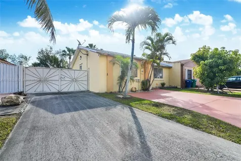 19821 NW 52nd Court Miami Gardens FL 33055