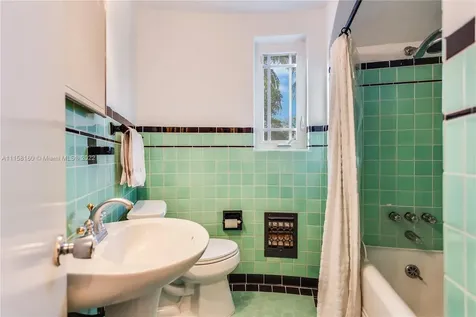 6355 Lagorce Drive Miami Beach FL 33141