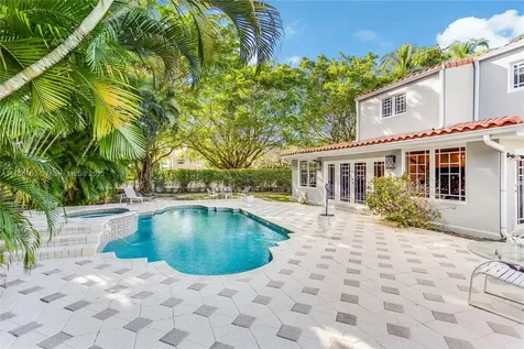 6355 Lagorce Drive Miami Beach FL 33141
