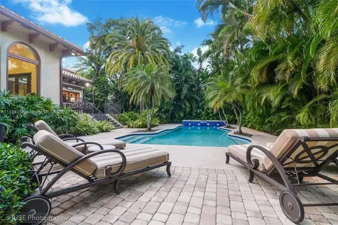 1105 SE 4th Street Fort Lauderdale FL 33301