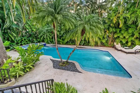 1105 SE 4th Street Fort Lauderdale FL 33301