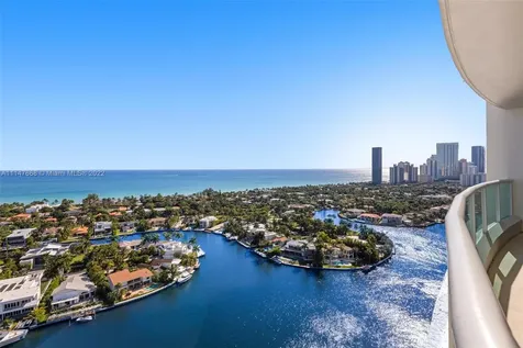 Aventura FL 33180