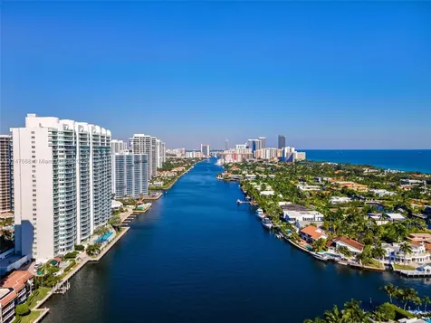 Aventura FL 33180