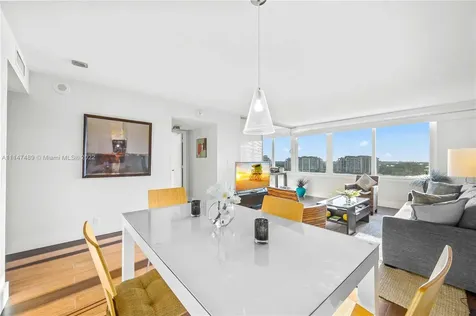 400 S Pointe Drive Miami Beach FL 33139