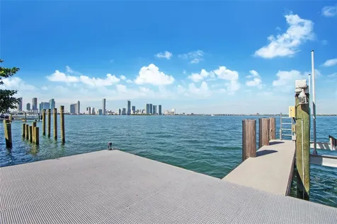 1379 N Venetian Way Miami FL 33139