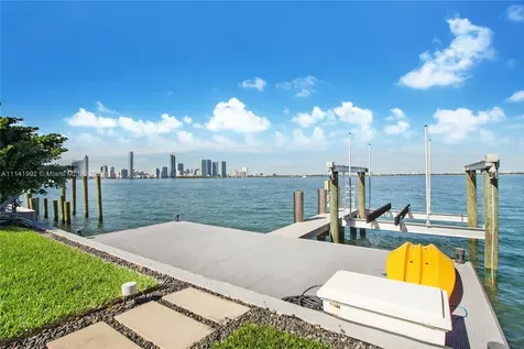 1379 N Venetian Way Miami FL 33139