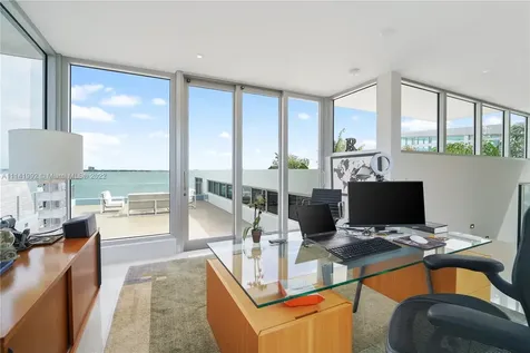 1379 N Venetian Way Miami FL 33139
