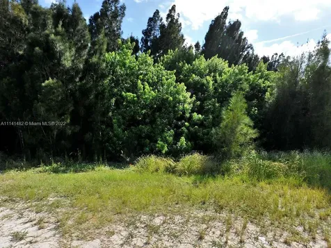 40 Savannah Road Fort Pierce FL 34982
