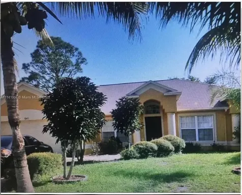 641 SW Dalton Circle Port St. Lucie FL 34953