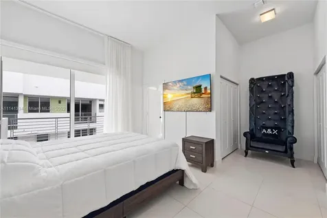 75 N Shore Drive Miami Beach FL 33141