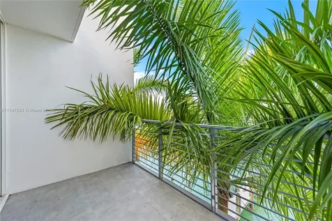 75 N Shore Drive Miami Beach FL 33141