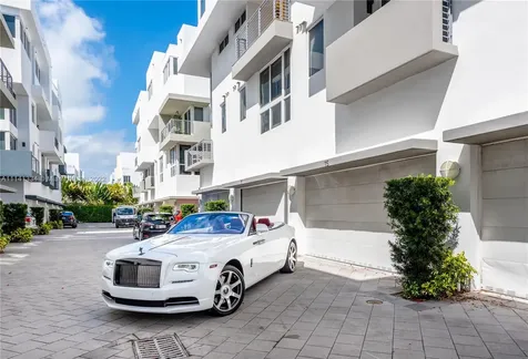 75 N Shore Drive Miami Beach FL 33141