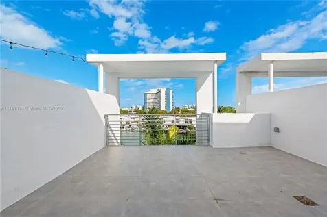 75 N Shore Drive Miami Beach FL 33141