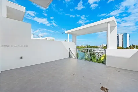 75 N Shore Drive Miami Beach FL 33141