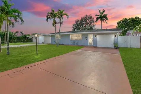 8770 NW 12th Street Pembroke Pines FL 33024