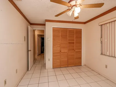 6084 SW 133rd Place Miami FL 33183