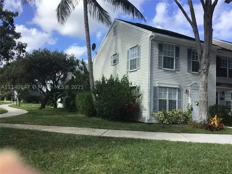 106 Old English Court Jupiter FL 33458