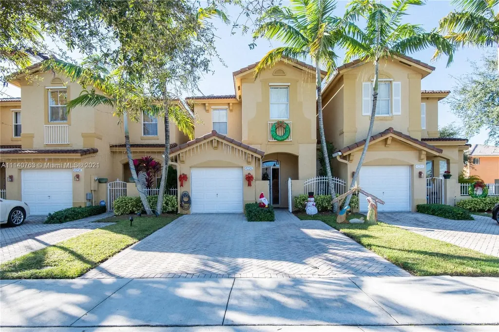 6226 SW 165th Place Miami FL 33193